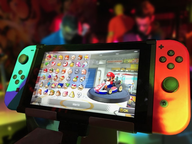 Nintendo kommt unter Einsatz von neuer Switch OLED